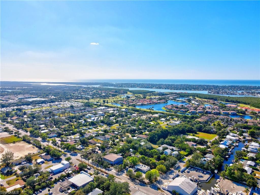 3054 Coco AVE, NAPLES FL 34112-4