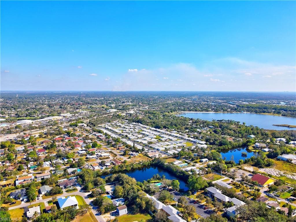 3054 Coco AVE, NAPLES FL 34112-9