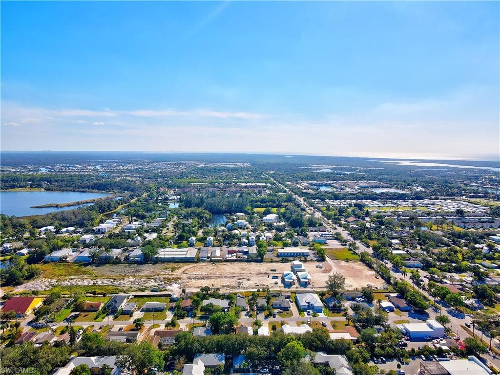 3054 Coco AVE, NAPLES FL 34112-10