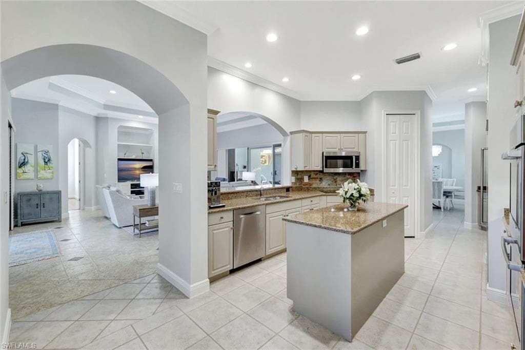 2450 WULFERT RD-19