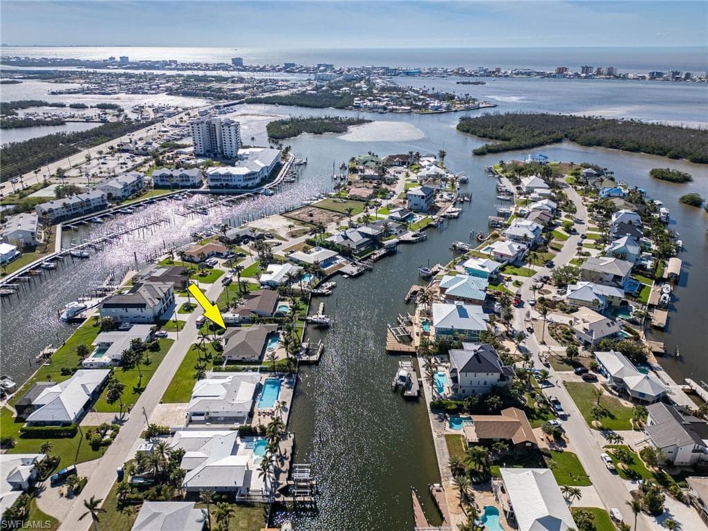 18404 Cutlass DR, FORT MYERS BEACH FL 33931-48