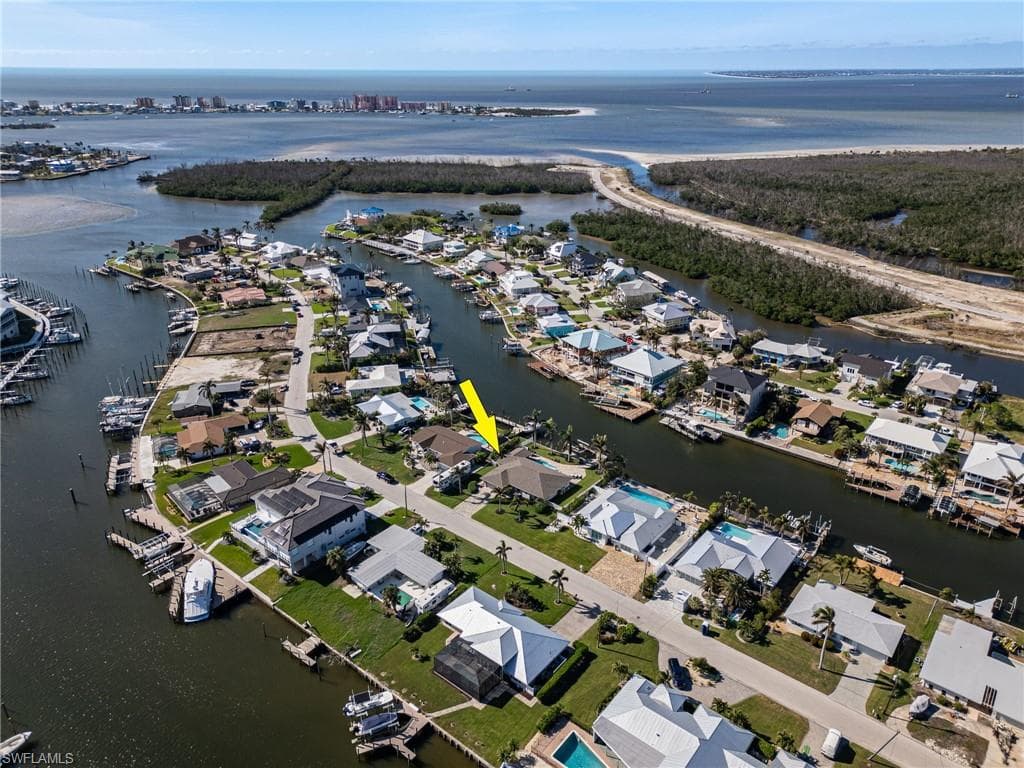 18404 Cutlass DR, FORT MYERS BEACH FL 33931-47