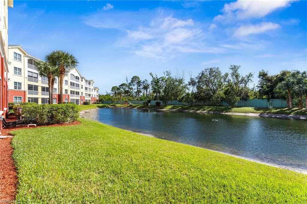 11021 Gulf Reflections DR # 103, FORT MYERS FL 33908-3