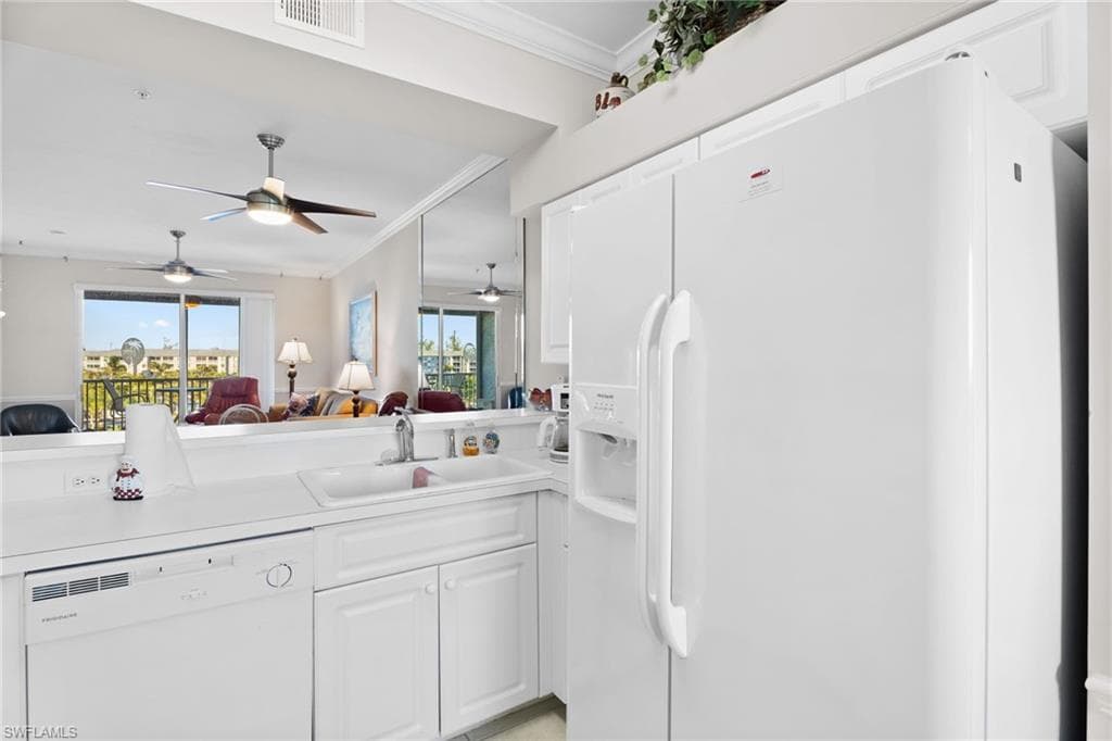 16595 Lake Circle DR # 245, FORT MYERS FL 33908-5