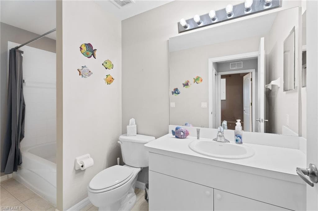16595 Lake Circle DR # 245, FORT MYERS FL 33908-11