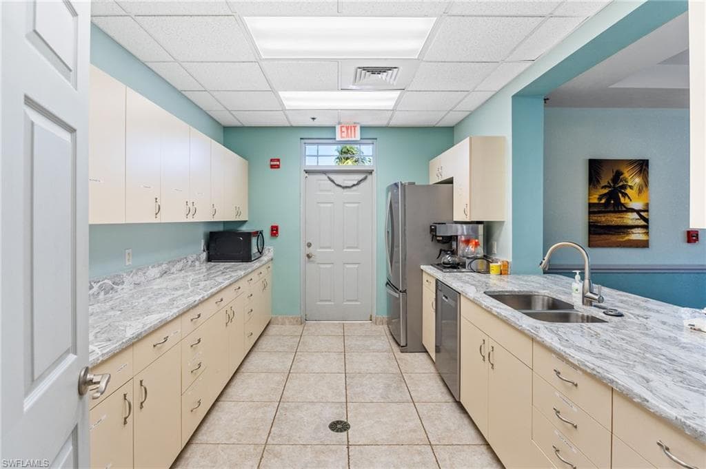 16595 Lake Circle DR # 245, FORT MYERS FL 33908-19