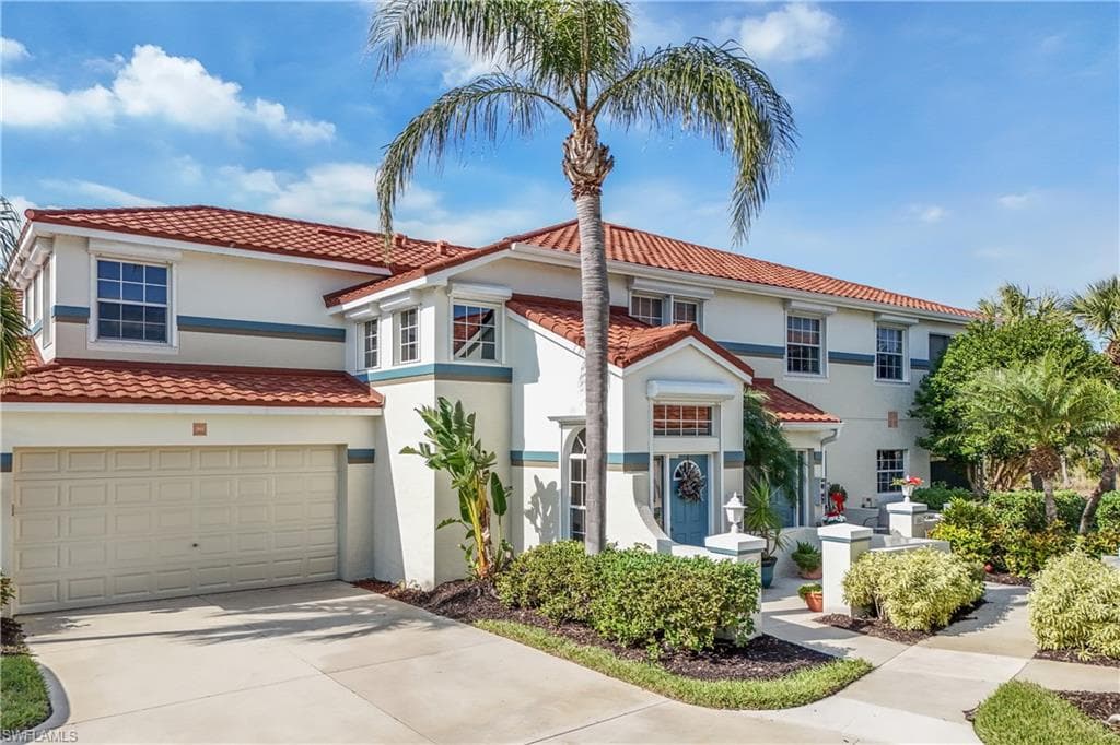 10801 Crooked River RD # 203, ESTERO FL 34135-35