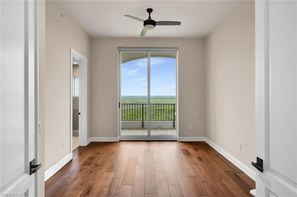1050 Borghese LN 2105-23