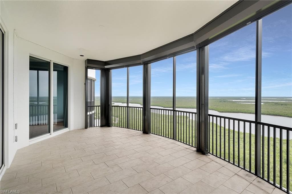 1050 Borghese LN 2105-34