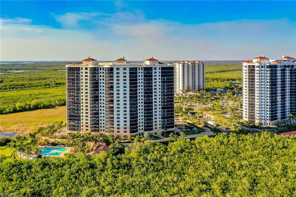 1050 Borghese LN 2105-40