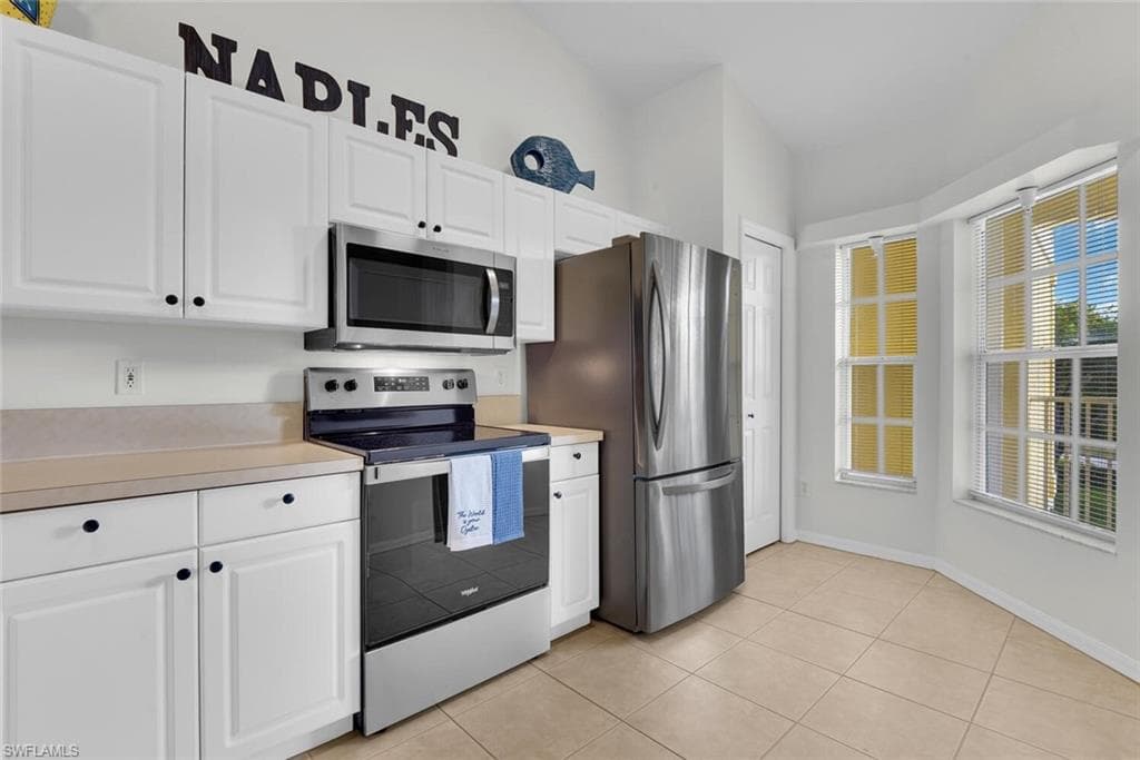 9165 Celeste DR # 303, NAPLES FL 34113-4