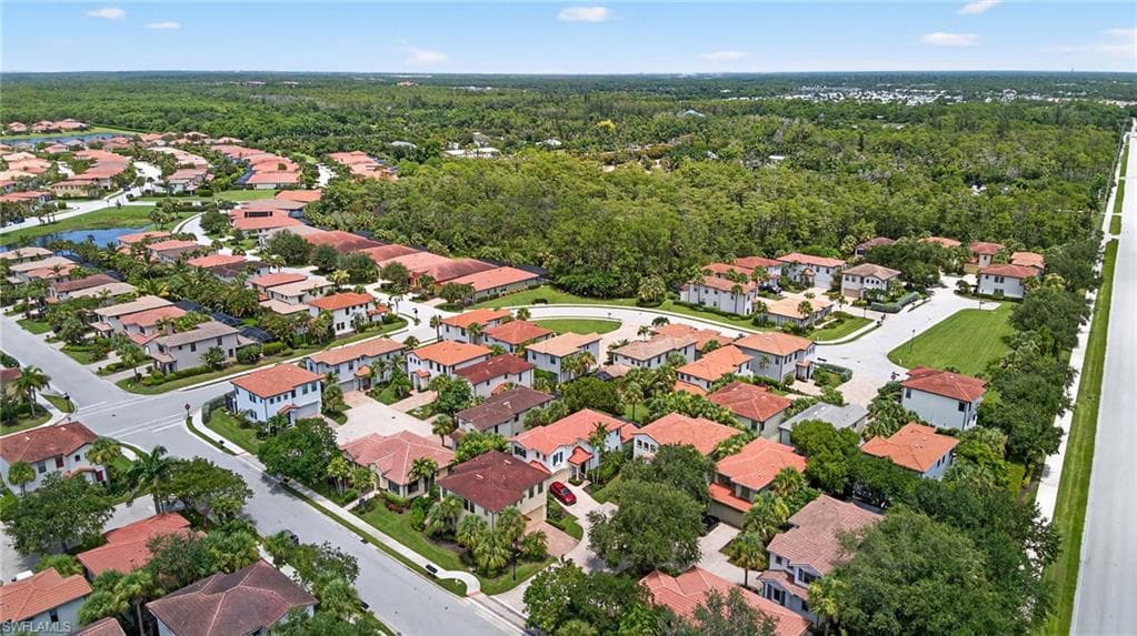 1134 Medan CT N # 33, NAPLES FL 34113-31