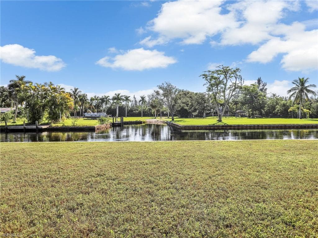 6131 Island Park CT, FORT MYERS FL 33908-8