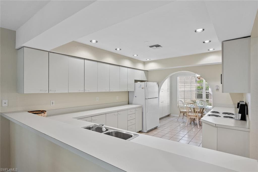 20190 Golden Panther DR # 3, ESTERO FL 33928-17