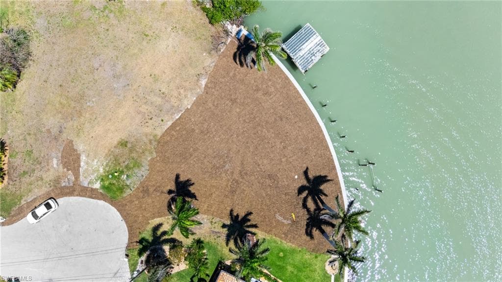 159 Tahiti ST, NAPLES FL 34113-7