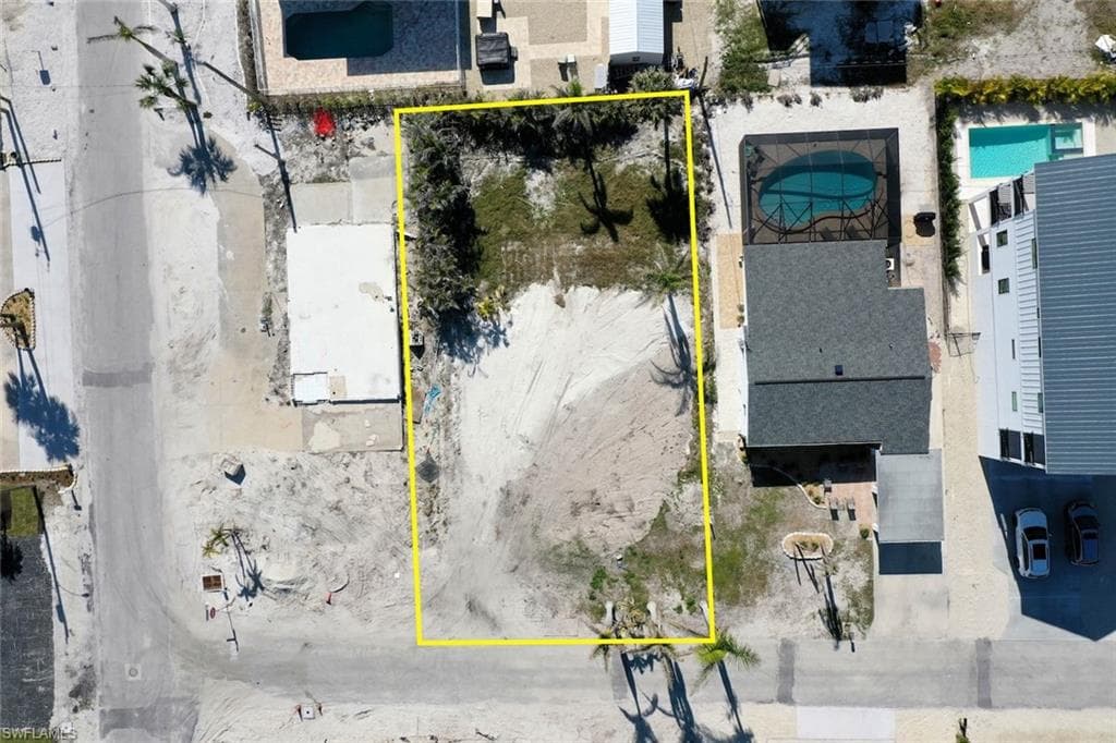 4870 Coral RD, FORT MYERS BEACH FL 33931-11