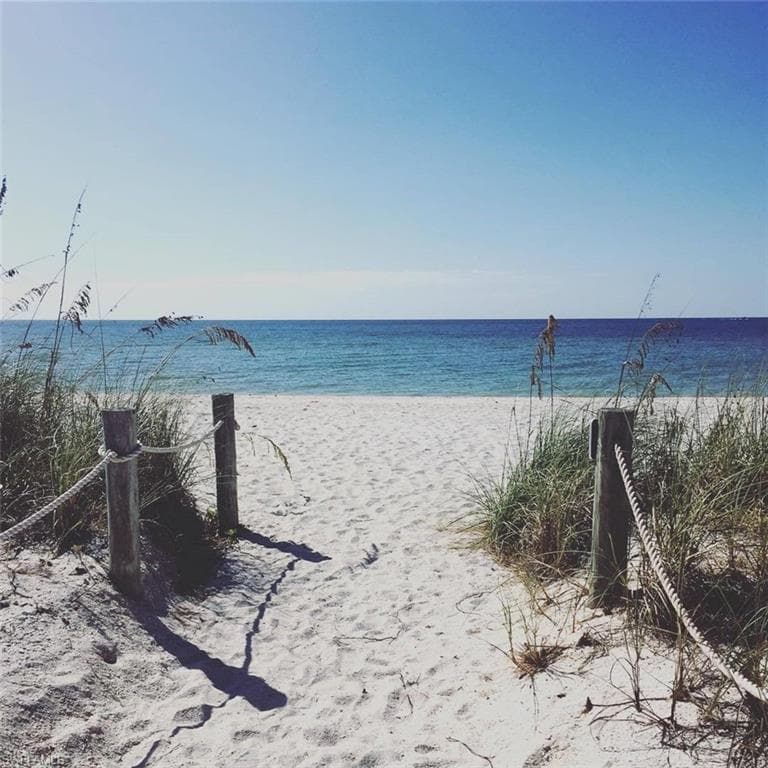 4870 Coral RD, FORT MYERS BEACH FL 33931-21