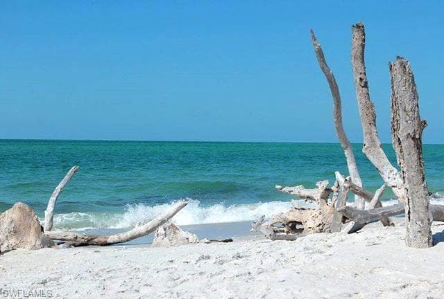 4870 Coral RD, FORT MYERS BEACH FL 33931-23