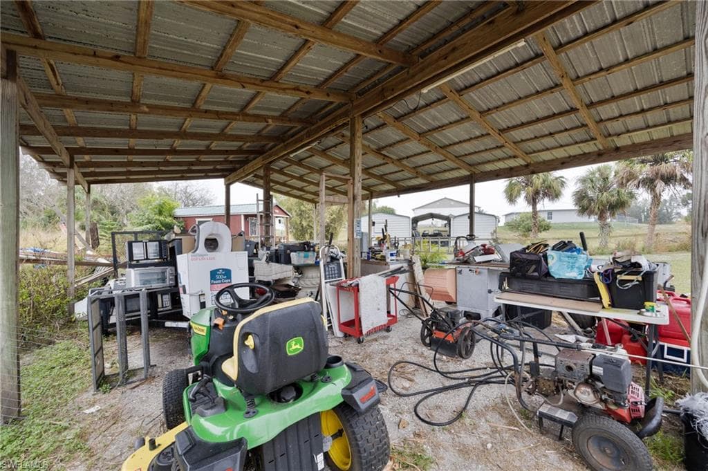 2915 Ortona Locks RD, MOORE HAVEN FL 33471-29