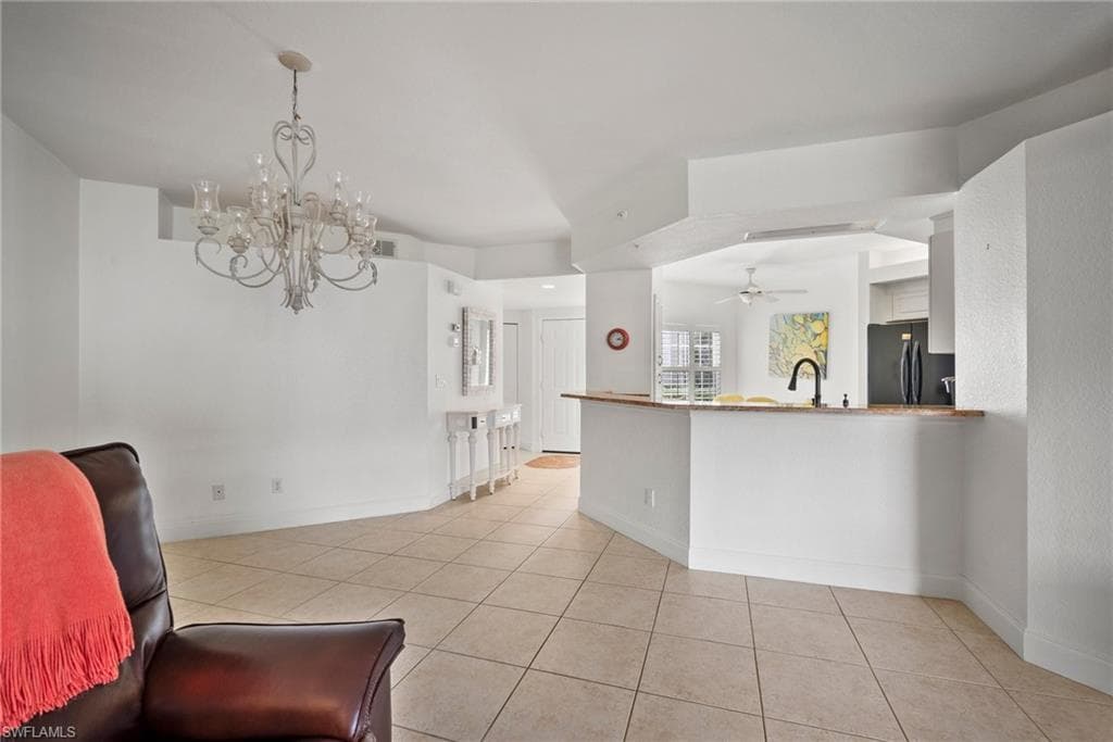 6935 Rain Lily CT # 103, NAPLES FL 34109-7