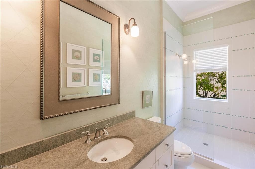 790 18th AVE S-32