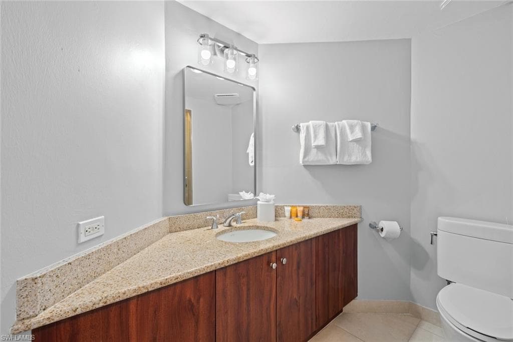 1666 Lands End Village, CAPTIVA FL 33924-27