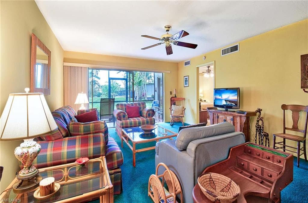 5695 Rattlesnake Hammock RD # B104, NAPLES FL 34113-4