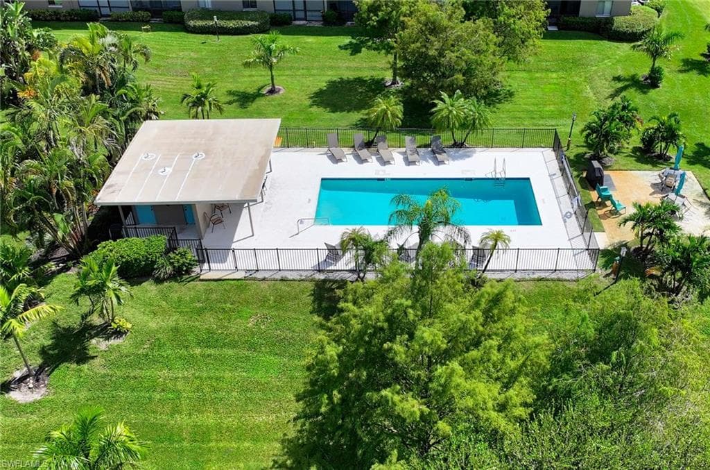 5695 Rattlesnake Hammock RD # B104, NAPLES FL 34113-21