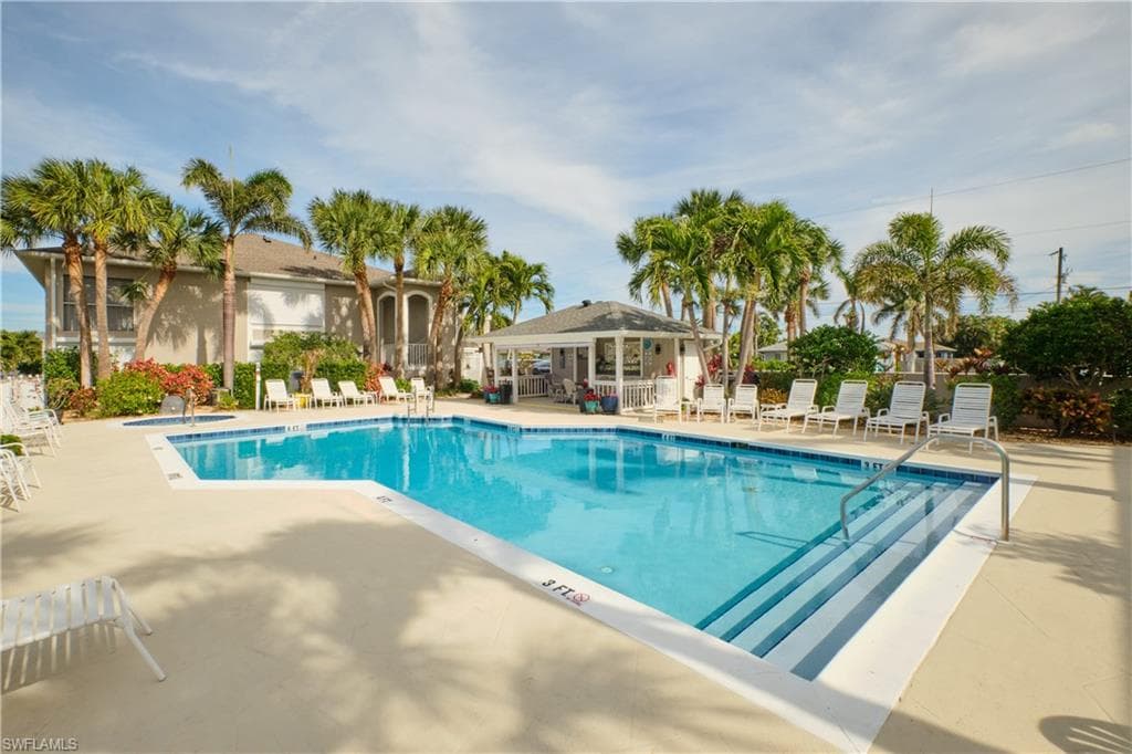 4634 SW 12th PL # 115, CAPE CORAL FL 33914-2