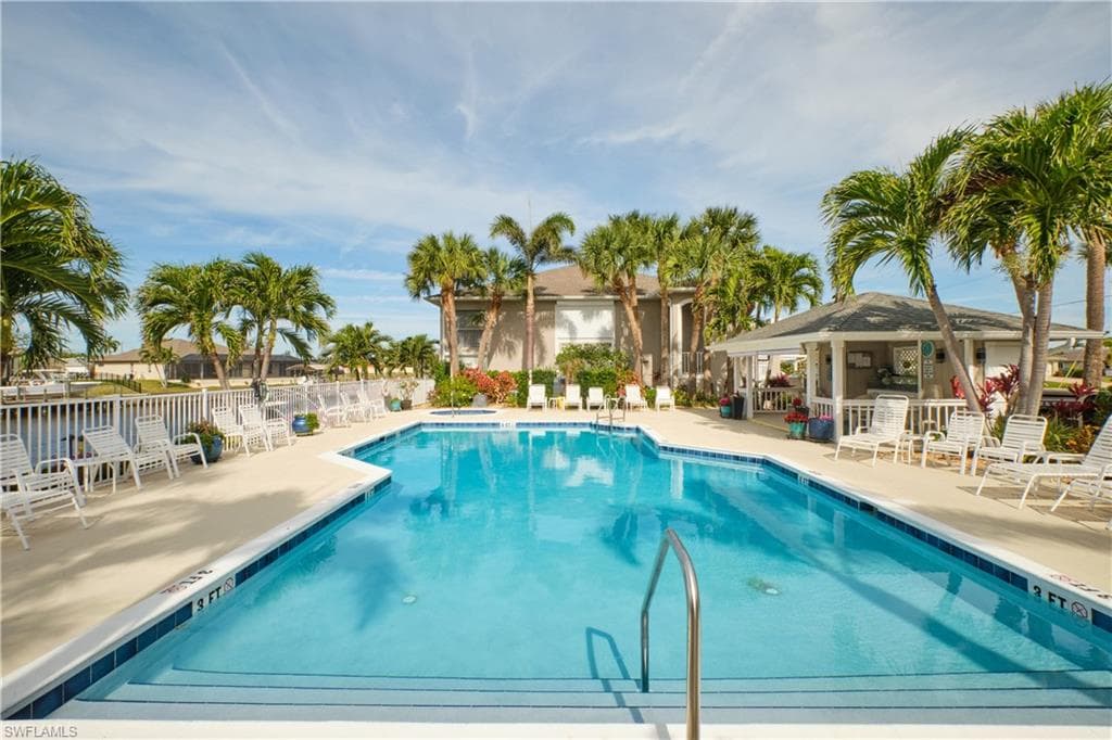 4634 SW 12th PL # 115, CAPE CORAL FL 33914-24