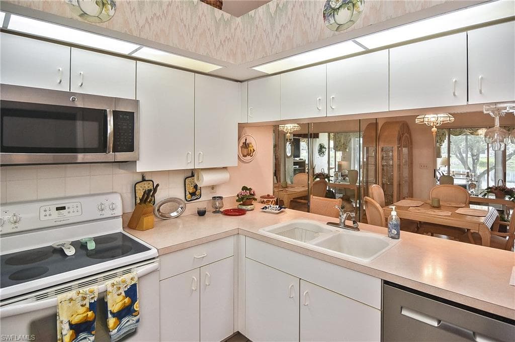 203 McGregor Park CIR, FORT MYERS FL 33908-11