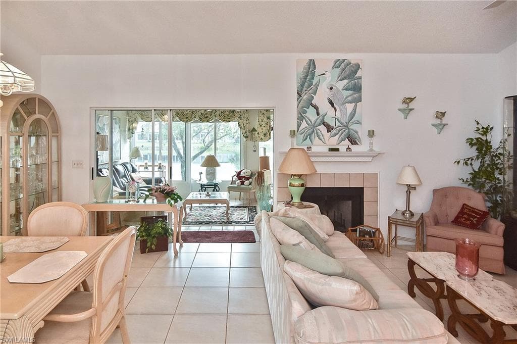 203 McGregor Park CIR, FORT MYERS FL 33908-17