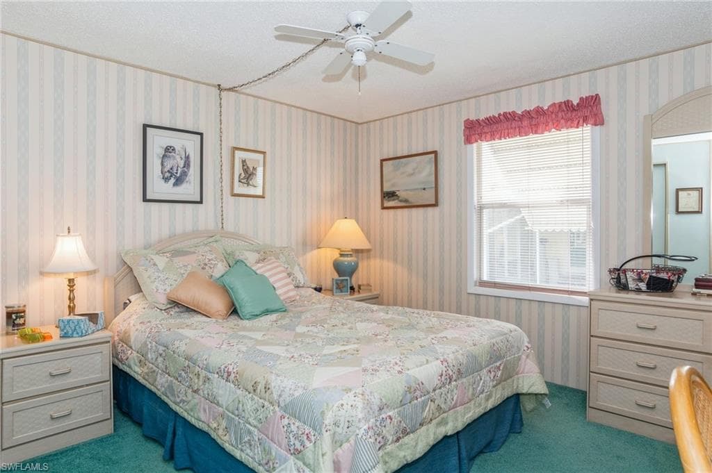 204 Grosbeak LN, NAPLES FL 34114-13