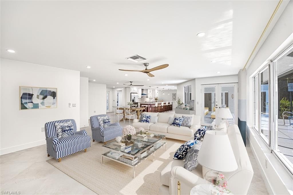 755 Pen Shell DR, SANIBEL FL 33957-2