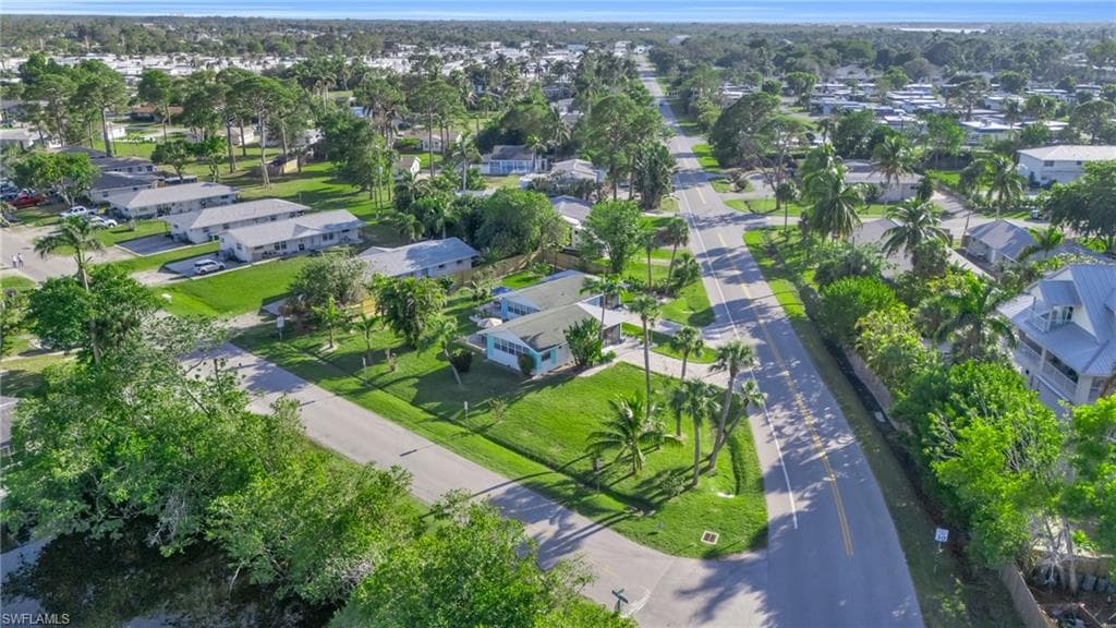 2132 Palm ST, NAPLES FL 34112-29