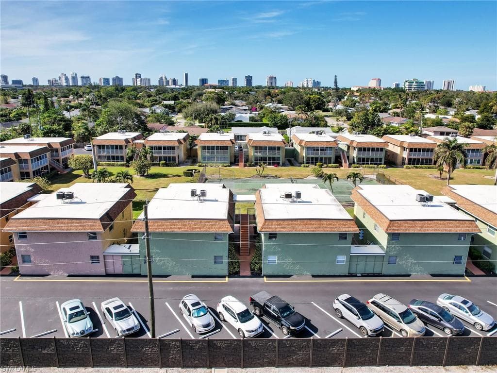 1400 Pompei LN # 52, NAPLES FL 34103-20