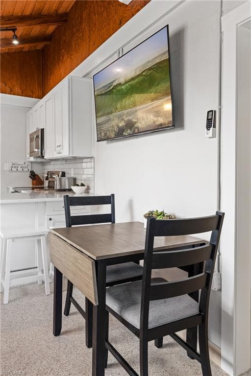 2134 Palm ST, NAPLES FL 34119-6