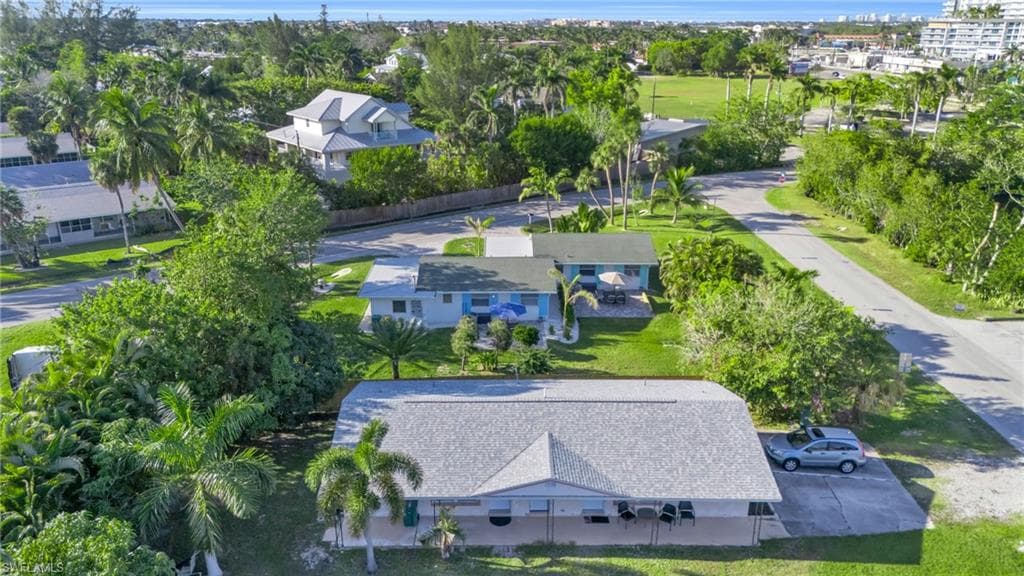 2134 Palm ST, NAPLES FL 34119-31