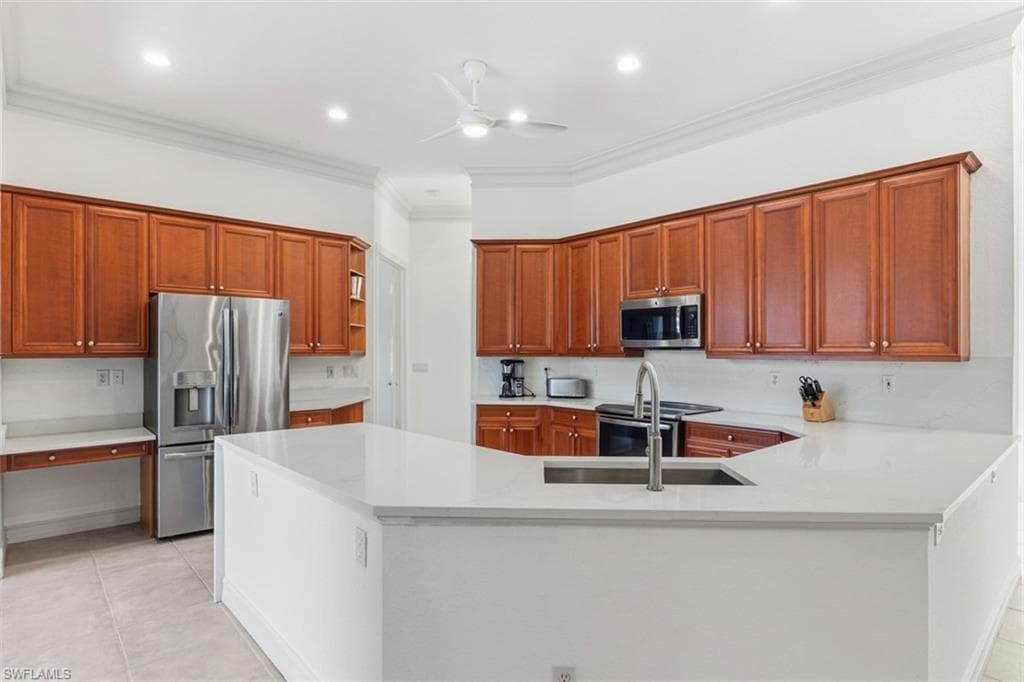 657 Soliel DR, NAPLES FL 34110-5