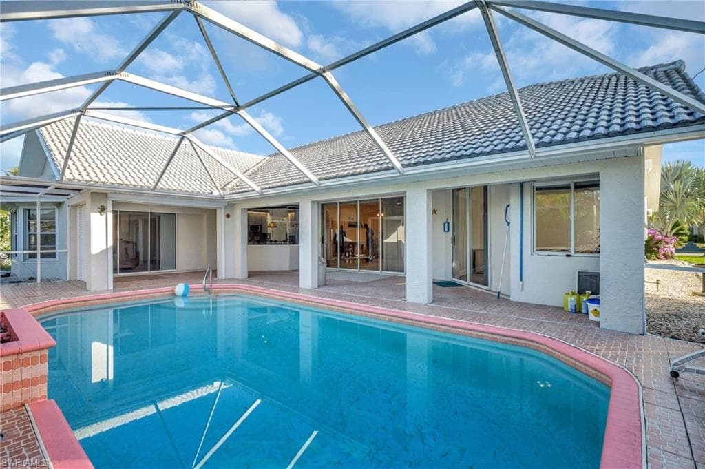 105 Ortona ST, LEHIGH ACRES FL 33936-31