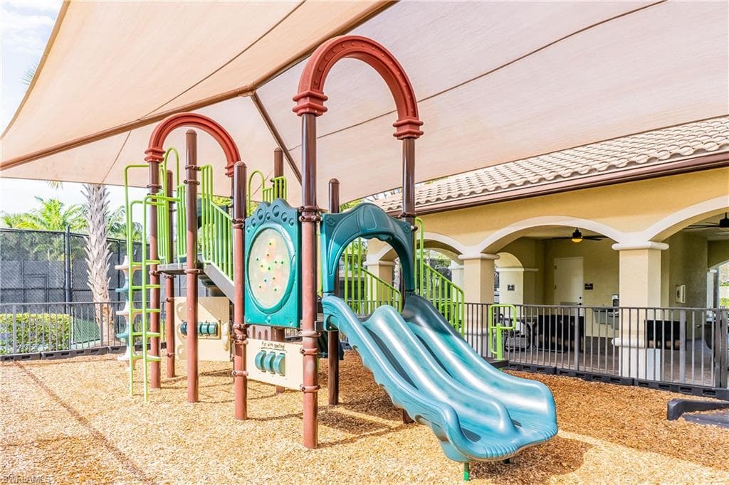 13479 Sumter LN, NAPLES FL 34109-33