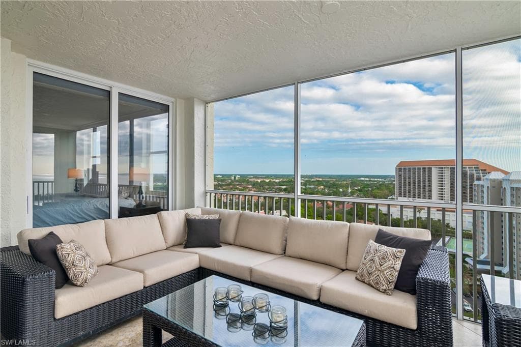 5550 Heron Point DR # 1804, NAPLES FL 34108-14