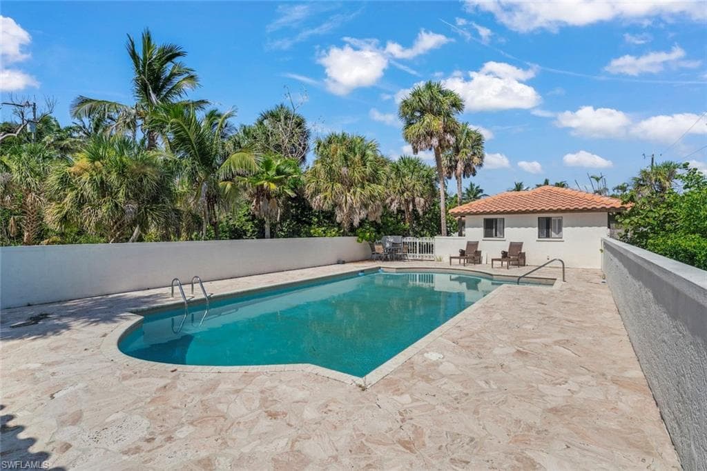 16632 Captiva DR, CAPTIVA FL 33924-28