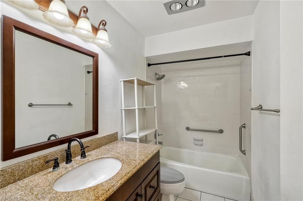 1381 N Brandywine CIR, FORT MYERS FL 33919-25