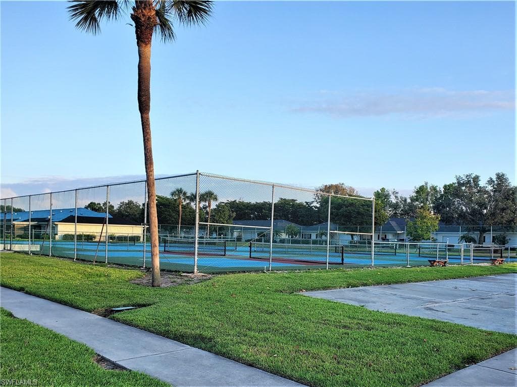 1381 N Brandywine CIR, FORT MYERS FL 33919-40
