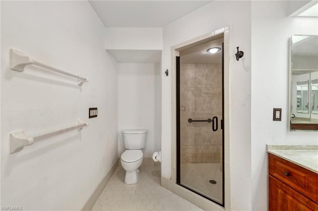 1381 N Brandywine CIR, FORT MYERS FL 33919-20