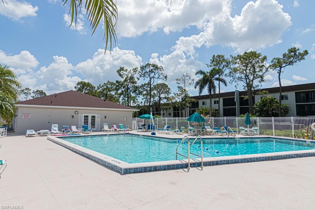 25804 Cockleshell DR # 217, BONITA SPRINGS FL 34135-37