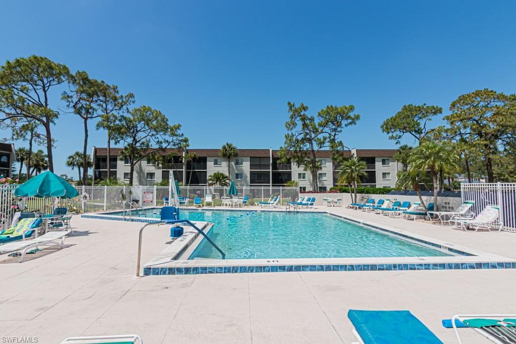 25804 Cockleshell DR # 217, BONITA SPRINGS FL 34135-36