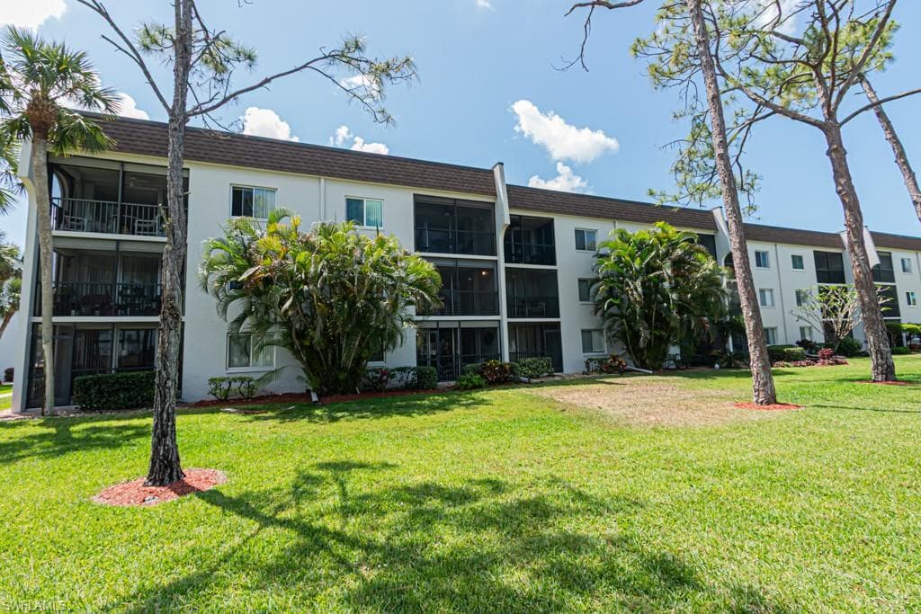 25804 Cockleshell DR # 217, BONITA SPRINGS FL 34135-34