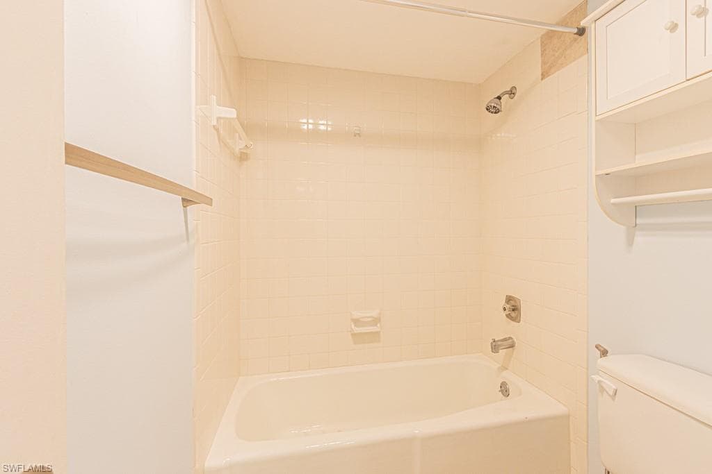 25804 Cockleshell DR # 217, BONITA SPRINGS FL 34135-20